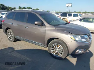 2013 Nissan Pathfinder S with VIN 5N1AR2MN5DC670834, listed as a IAAI auction lot 42826806 with 156,092 mi miles and . Bid and sale history available at DreamBid. Image 1.