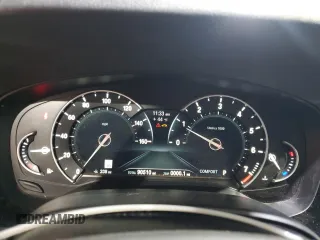 2019 BMW 5 Series 530i xDrive с VIN WBAJA7C50KWW09782, выставлен на аукционе Copart как лот 50684555 с пробегом 90 510 миль миль и Списание • Salvage title. История ставок и продаж доступна на DreamBid. Изображение 9.