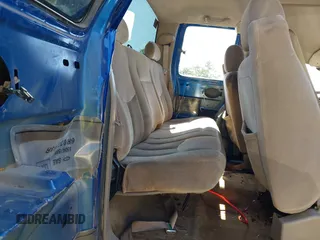 2003 GMC Sierra 1500 SLE z VIN 2GTEC19T131361262, wystawiony jako IAAI lot #41994769 z przebiegiem Nie podano mil oraz . Historia ofert i sprzedaży dostępna na DreamBid. Obrazek 8.
