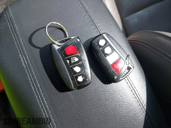 2013 Hyundai Santa Fe Sport z VIN 5XYZU3LA5DG045646, wystawiony jako IAAI lot #42380560 z przebiegiem 131 944 mil mil oraz . Historia ofert i sprzedaży dostępna na DreamBid. Obrazek 11.