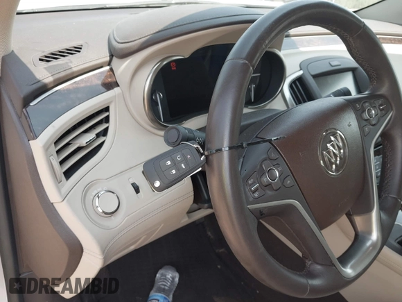 2016 Buick LaCrosse with VIN 1G4GA5G39GF150040, listed as a IAAI auction lot 42492197 with 71,743 mi miles and . Bid and sale history available at DreamBid. Image 11.