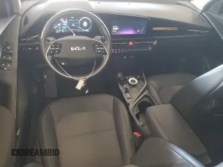 2023 Kia Niro Wind with VIN KNDCR3L17P5075543, listed as a Copart auction lot 54357645 with 21,409 mi miles and Clean Title. Bid and sale history available at DreamBid. Image 8.