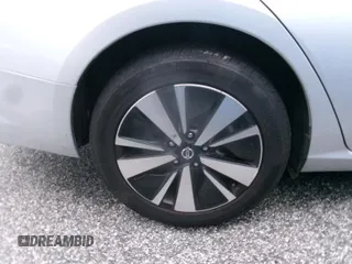 2021 Nissan Altima SV z VIN 1N4BL4DW2MN317122, wystawiony jako IAAI lot #42402172 z przebiegiem 109 007 mil mil oraz . Historia ofert i sprzedaży dostępna na DreamBid. Obrazek 1.