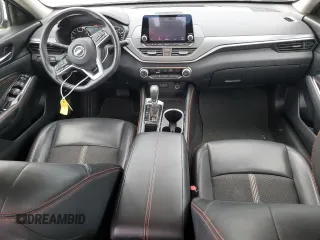 2023 Nissan Altima SR z VIN 1N4BL4CV8PN337940, wystawiony jako Copart lot #54233735 z przebiegiem 57 779 mil mil oraz Szkoda całkowita • Salvage title. Historia ofert i sprzedaży dostępna na DreamBid. Obrazek 8.