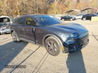 2021 Ford Mustang Mach-E Select z VIN 3FMTK1RM3MMA65264, wystawiony jako IAAI lot #40897877 z przebiegiem 52 212 mil mil oraz . Historia ofert i sprzedaży dostępna na DreamBid. Obrazek 1.