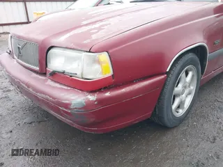 1996 Volvo 850 с VIN YV1LW5546T2231055, выставлен на аукционе IAAI как лот 41468752 с пробегом 133 918 миль миль и . История ставок и продаж доступна на DreamBid. Изображение 6.