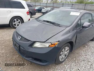 2012 Honda Civic Cpe LX with VIN 2HGFG3B52CH522131, listed as a IAAI auction lot 42071860 with 172,902 mi miles. Bid and sale history available at carsss.com. Image 6.