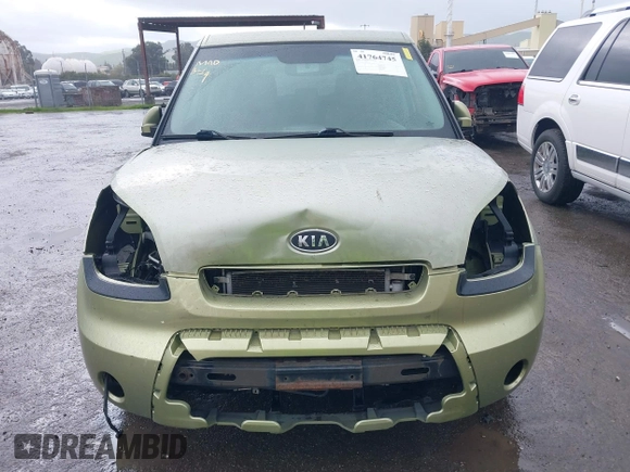 2011 Kia Soul + with VIN KNDJT2A20B7201270, listed as a IAAI auction lot 41764745 with 178,534 mi miles. Bid and sale history available at carsss.com. Image 13.