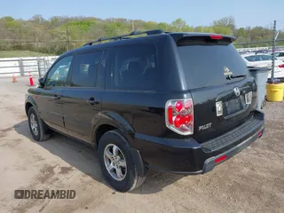 2006 Honda Pilot EX z VIN 5FNYF18466B000402, wystawiony jako IAAI lot #42127290 z przebiegiem 129 794 mil mil oraz . Historia ofert i sprzedaży dostępna na DreamBid. Obrazek 3.