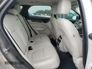 2022 Jaguar F-Pace S z VIN SADCJ2EX6NA702096, wystawiony jako Copart lot #51251345 z przebiegiem 56 512 mil mil oraz Szkoda całkowita • Salvage title. Historia ofert i sprzedaży dostępna na DreamBid. Obrazek 11.