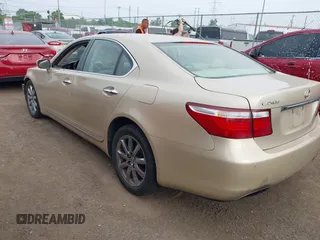 2007 Lexus LS 460 with VIN JTHBL46F775033849, listed as a IAAI auction lot 42426122 with 255,911 mi miles and . Bid and sale history available at DreamBid. Image 3.