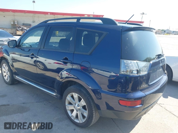 2011 Mitsubishi Outlander SE with VIN JA4AS3AW9BU007568, listed as a IAAI auction lot 42396335 with 174,256 mi miles and . Bid and sale history available at DreamBid. Image 3.