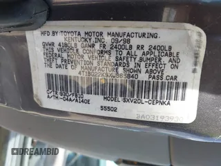 1999 Toyota Camry LE z VIN 4T1BG22K9XU865840, wystawiony jako IAAI lot #42165233 z przebiegiem 250 372 mil mil oraz . Historia ofert i sprzedaży dostępna na DreamBid. Obrazek 9.