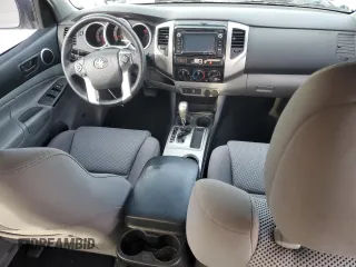 2014 Toyota Tacoma PreRunner with VIN 3TMJU4GN3EM163067, listed as a Copart auction lot 41582155 with 101,971 mi miles and Salvage Title. Bid and sale history available at DreamBid. Image 8.