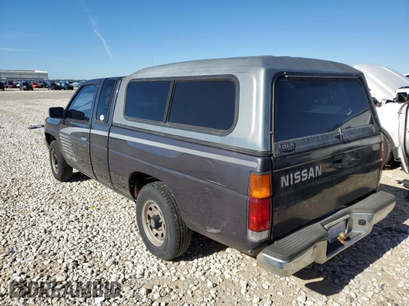 1995 Nissan Frontier XE z VIN 1N6HD16S6SC450675, wystawiony jako Copart lot #88047365 z przebiegiem 193 820 mil mil oraz Czysty tytuł • Clean title. Historia ofert i sprzedaży dostępna na DreamBid. Obrazek 2.