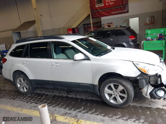 2013 Subaru Outback 2.5i Premium with VIN 4S4BRBCC6D3281124, listed as a IAAI auction lot 41637450 with 110,616 mi miles. Bid and sale history available at carsss.com. Image 14.
