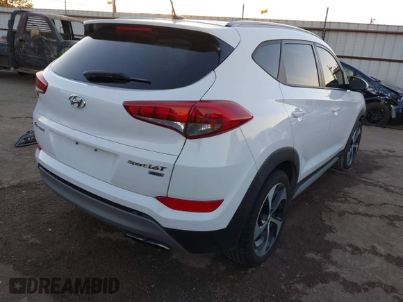 2017 Hyundai Tucson Sport with VIN KM8J3CA25HU585817, listed as a IAAI auction lot 40990922 with 70,434 mi miles and . Bid and sale history available at DreamBid. Image 4.