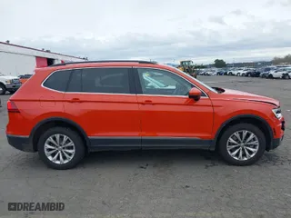 2018 Volkswagen Tiguan SEL with VIN 3VV2B7AX2JM006115, listed as a IAAI auction lot 41758870 with 87,286 mi miles. Bid and sale history available at carsss.com. Image 13.