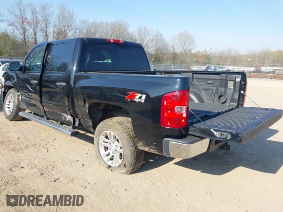 2013 Chevrolet Silverado 1500 LT with VIN 3GCPKSE7XDG216336, listed as a IAAI auction lot 41899590 with 38,398 mi miles. Bid and sale history available at carsss.com. Image 3.