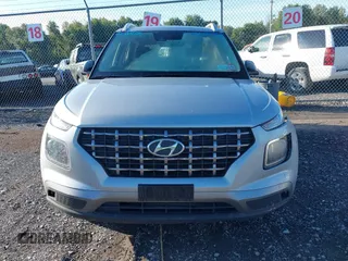 2022 Hyundai Venue SEL with VIN KMHRC8A35NU133080, listed as a IAAI auction lot 40300938 with 95,510 mi miles and . Bid and sale history available at DreamBid. Image 12.