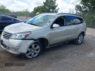 2016 Chevrolet Traverse LT z VIN 1GNKVGKD3GJ195932, wystawiony jako IAAI lot #42243260 z przebiegiem 122 449 mil mil oraz . Historia ofert i sprzedaży dostępna na DreamBid. Obrazek 17.