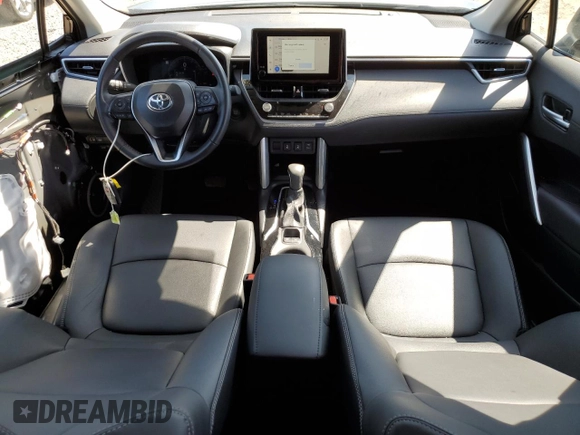 2024 Toyota Corolla Cross XLE with VIN 7MUDAAAG0RV101992, listed as a Copart auction lot 52208345 with 2,625 mi miles and Salvage title. Bid and sale history available at DreamBid. Image 8.