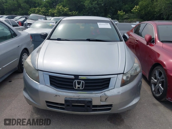 2008 Honda Accord LX z VIN 1HGCP26318A033358, wystawiony jako IAAI lot #42332316 z przebiegiem 273 008 mil mil oraz . Historia ofert i sprzedaży dostępna na DreamBid. Obrazek 6.