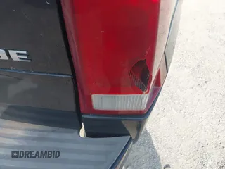 2005 Cadillac Escalade z VIN 1GYEK63N85R238220, wystawiony jako IAAI lot #42498575 z przebiegiem 229 529 mil mil oraz . Historia ofert i sprzedaży dostępna na DreamBid. Obrazek 6.