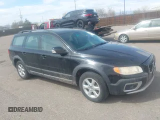 2008 Volvo XC70 with VIN YV4BZ982X81014600, listed as a IAAI auction lot 41905997 with 132,842 mi miles and . Bid and sale history available at DreamBid. Image 1.