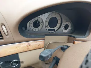 2008 Mercedes-Benz E 350 Luxury z VIN WDBUF56X48B195049, wystawiony jako IAAI lot #42296621 z przebiegiem Nie podano mil oraz . Historia ofert i sprzedaży dostępna na DreamBid. Obrazek 7.