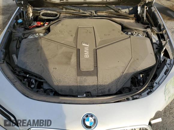 2024 BMW i7 eDrive50 z VIN WBY43EJ09RCR44541, wystawiony jako Copart lot #79568514 z przebiegiem 520 mil mil oraz Szkody całkowita. Historia ofert i sprzedaży dostępna na DreamBid. Obrazek 11.