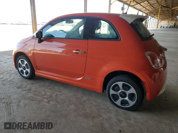 2015 FIAT 500e with VIN 3C3CFFGE6FT507288, listed as a Copart auction lot 61210945 with 47,512 mi miles and Clean title. Bid and sale history available at DreamBid. Image 2.