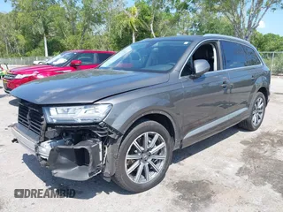 2019 Audi Q7 Premium Plus z VIN WA1LAAF70KD020498, wystawiony jako IAAI lot #41976990 z przebiegiem 91 643 mil mil oraz . Historia ofert i sprzedaży dostępna na DreamBid. Obrazek 17.