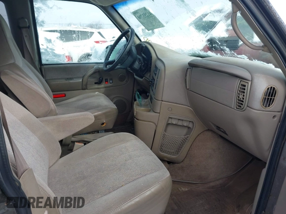 2000 GMC Safari z VIN 1GKDM19W9YB523962, wystawiony jako IAAI lot #41253790 z przebiegiem 162 815 mil mil oraz . Historia ofert i sprzedaży dostępna na DreamBid. Obrazek 5.