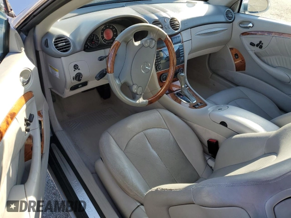 2005 Mercedes-Benz CLK 500 with VIN WDBTK75G55T041461, listed as a Copart auction lot 49849125 with 115,280 mi miles and Salvage title. Bid and sale history available at DreamBid. Image 8.