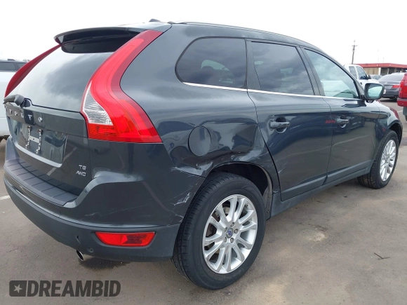 2010 Volvo XC60 3.0T with VIN YV4992DZ8A2120326, listed as a IAAI auction lot 42020822 with 51,911 mi miles. Bid and sale history available at carsss.com. Image 6.
