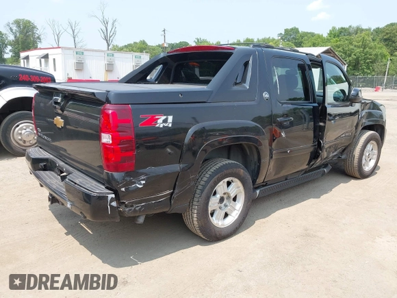 2013 Chevrolet Avalanche LT with VIN 3GNTKFE76DG259746, listed as a IAAI auction lot 42491223 with 92,131 mi miles and . Bid and sale history available at DreamBid. Image 4.
