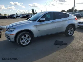 2013 BMW X6 xDrive35i with VIN 5UXFG2C51DL785205, listed as a Copart auction lot 44882725 with 212,840 mi miles and Clean Title. Bid and sale history available at carsss.com. Image 1.