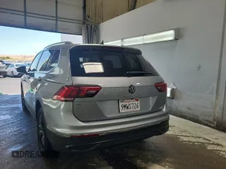 2024 Volkswagen Tiguan SE with VIN 3VV3B7AX5RM107374, listed as a IAAI auction lot 42845196 with 24,195 mi miles and . Bid and sale history available at DreamBid. Image 24.