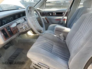 1993 Buick Regal with VIN 2G4WB54TXP1424270, listed as a Copart auction lot 41926734 with 114,102 mi miles and Salvage Title. Bid and sale history available at DreamBid. Image 7.
