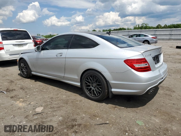 2013 Mercedes-Benz C 350 с VIN WDDGJ5HB5DG151711, выставлен на аукционе Copart как лот 56459235 с пробегом 67 714 миль миль и Списание • Salvage title. История ставок и продаж доступна на DreamBid. Изображение 2.