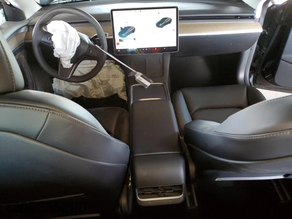 2021 Tesla Model 3 Performance with VIN 5YJ3E1EC0MF060360, listed as a Copart auction lot 43315195 with 28,726 mi miles and Salvage Title. Bid and sale history available at DreamBid. Image 8.