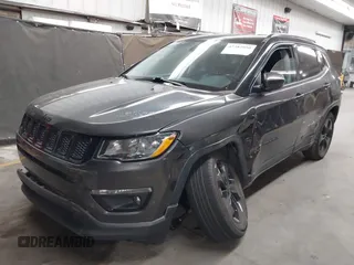 2018 Jeep Compass Latitude with VIN 3C4NJCBB2JT327376, listed as a IAAI auction lot 42382050 with 91,678 mi miles and . Bid and sale history available at DreamBid. Image 17.