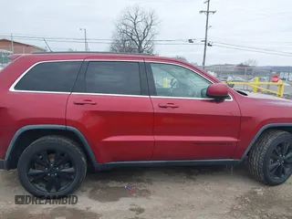 2013 Jeep Grand Cherokee Laredo with VIN 1C4RJEAG4DC573971, listed as a IAAI auction lot 41627288 with 143,256 mi miles. Bid and sale history available at carsss.com. Image 13.