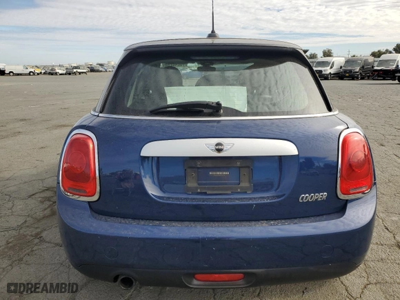 2015 MINI Cooper Hardtop 4 Door with VIN WMWXS5C5XFT831166, listed as a Copart auction lot 78248204 with 69,459 mi miles and Salvage Title. Bid and sale history available at carsss.com. Image 6.
