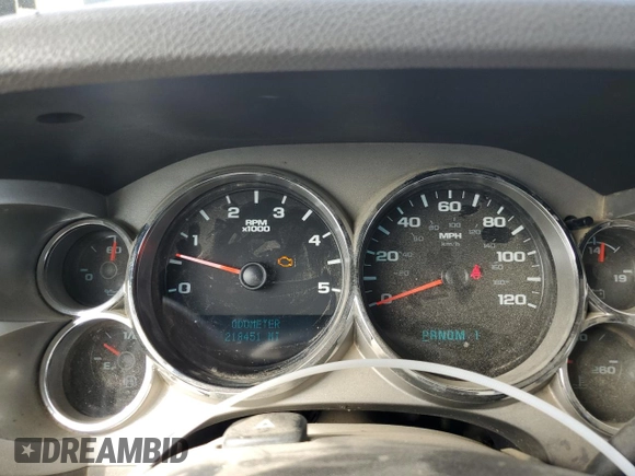 2013 GMC Sierra 3500HD Work Truck z VIN 1GD512C86DZ409861, wystawiony jako Copart lot #66929764 z przebiegiem 218 451 mil mil oraz Nie do naprawy. Historia ofert i sprzedaży dostępna na DreamBid. Obrazek 9.