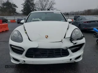 2014 Porsche Cayenne GTS z VIN WP1AD2A22ELA72164, wystawiony jako Copart lot #85441254 z przebiegiem 151 800 mil mil oraz Szkoda całkowita • Salvage title. Historia ofert i sprzedaży dostępna na DreamBid. Obrazek 5.