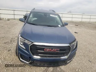 2024 GMC Terrain SLE z VIN 3GKALMEGXRL116982, wystawiony jako Copart lot #53143045 z przebiegiem 6779 mil mil oraz Szkody całkowita. Historia ofert i sprzedaży dostępna na DreamBid. Obrazek 5.