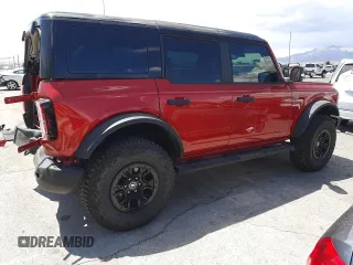 2024 Ford Bronco Wildtrak z VIN 1FMEE2BP1RLB27070, wystawiony jako Copart lot #54312945 z przebiegiem 3 354 mil mil oraz Szkoda całkowita • Salvage title. Historia ofert i sprzedaży dostępna na DreamBid. Obrazek 3.