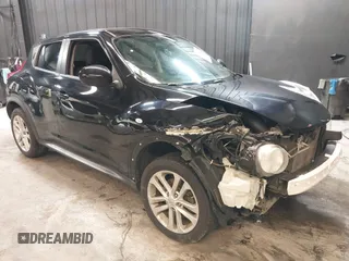 2013 Nissan Juke SL z VIN JN8AF5MV0DT215912, wystawiony jako IAAI lot #42281543 z przebiegiem 154 119 mil mil oraz . Historia ofert i sprzedaży dostępna na DreamBid. Obrazek 6.